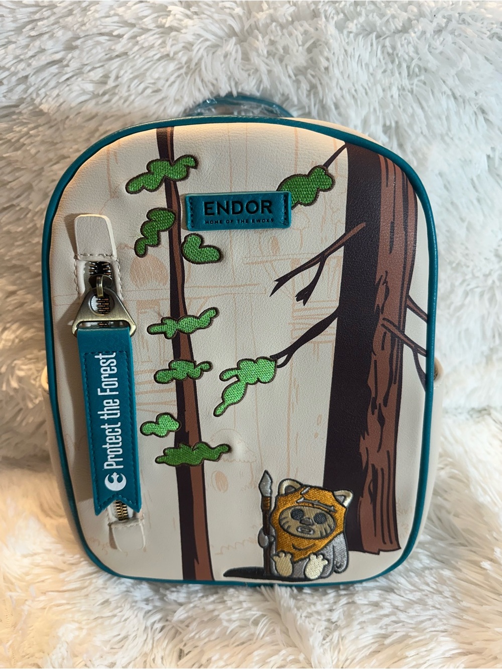 NEW with Tag Disney Star Wars Ewok Bioworld Mini Backpack